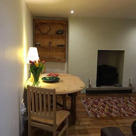 The Quirky, Cosy Hideaway! An Close To Centre شقة